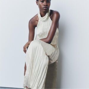 NWT Zara Cream Pleated Backless Halter Maxi Dress